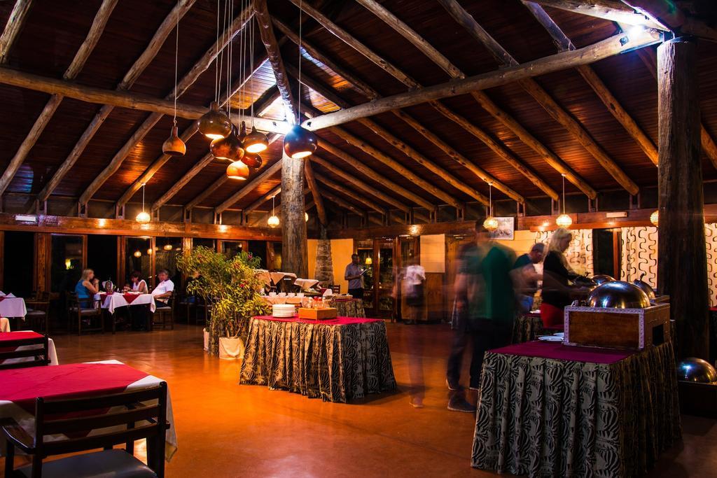 Voi Safari Lodge ภายนอก รูปภาพ