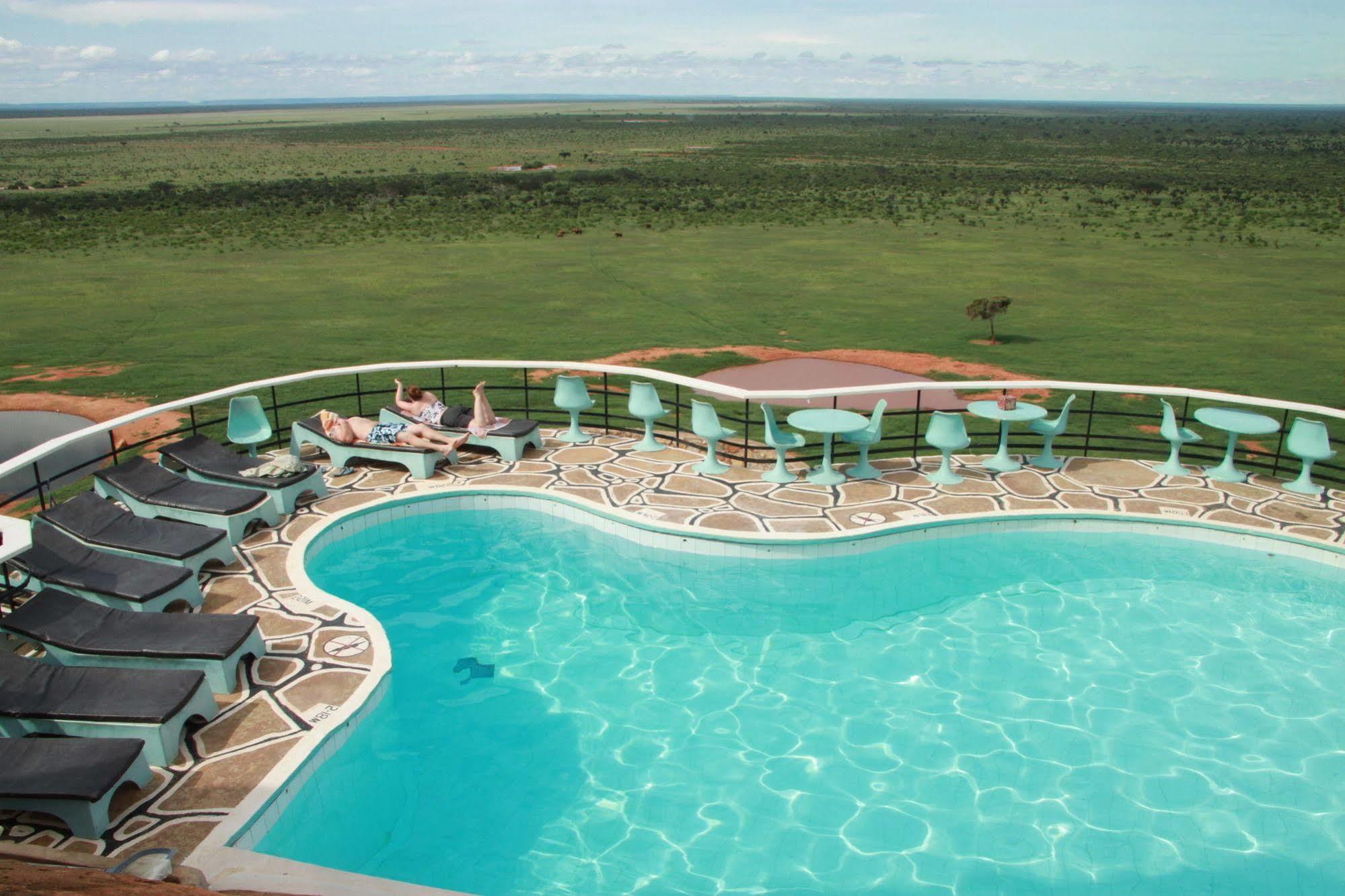 Voi Safari Lodge ภายนอก รูปภาพ