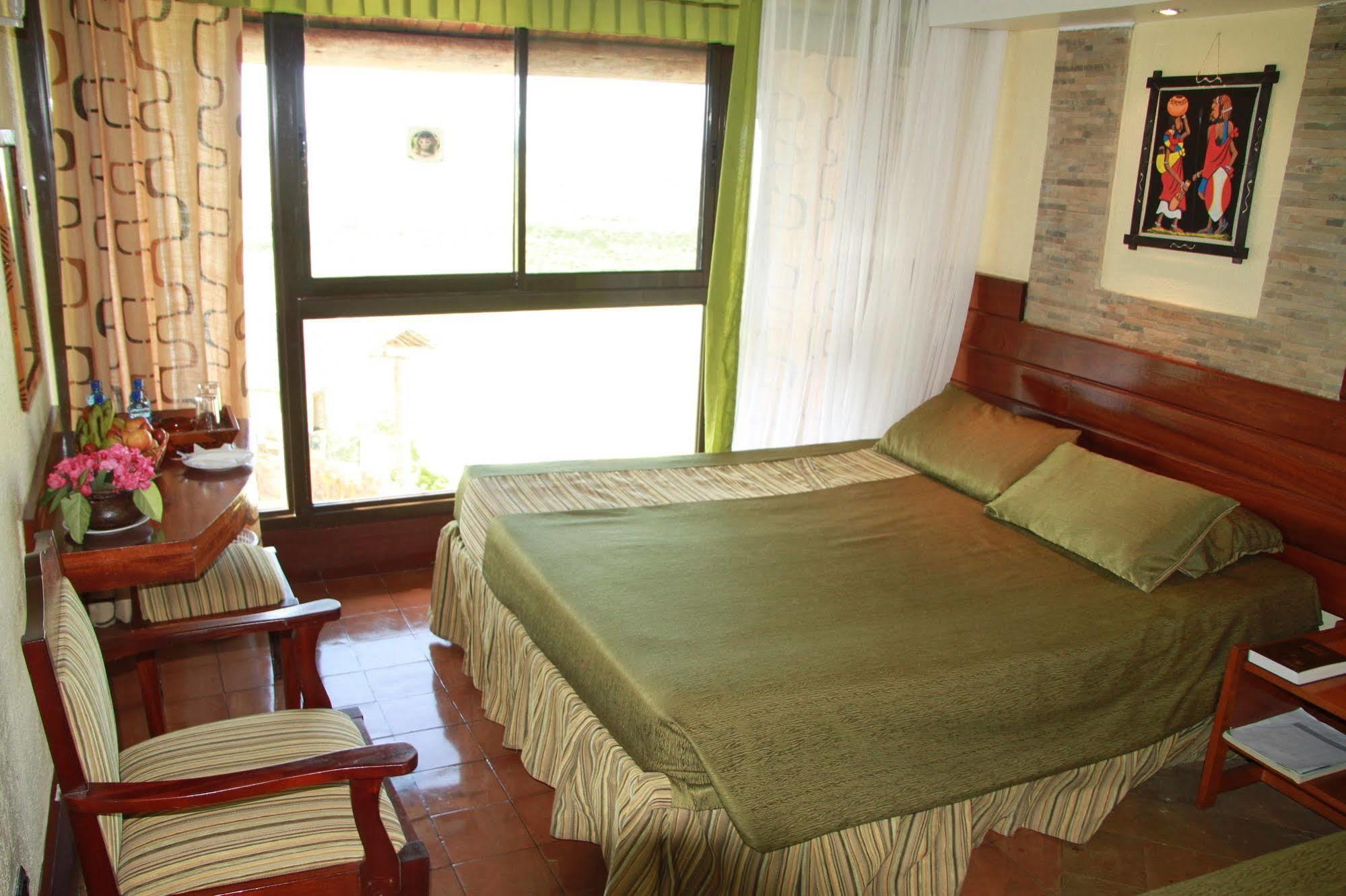 Voi Safari Lodge ภายนอก รูปภาพ